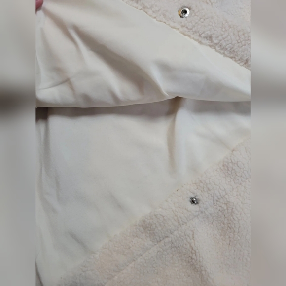 Only 'Deena' shacket - Picture 6 of 15